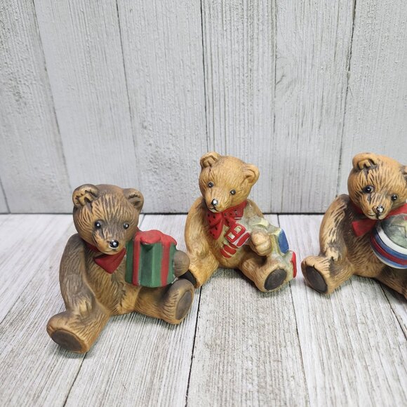 Vintage Flambro Porcelain Christmas Holiday Bears Figurine - Set Of 4 - Picture 2 of 10